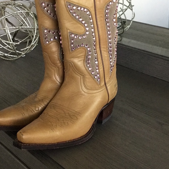 Frye tan cowboy boots - Picture 2 of 5